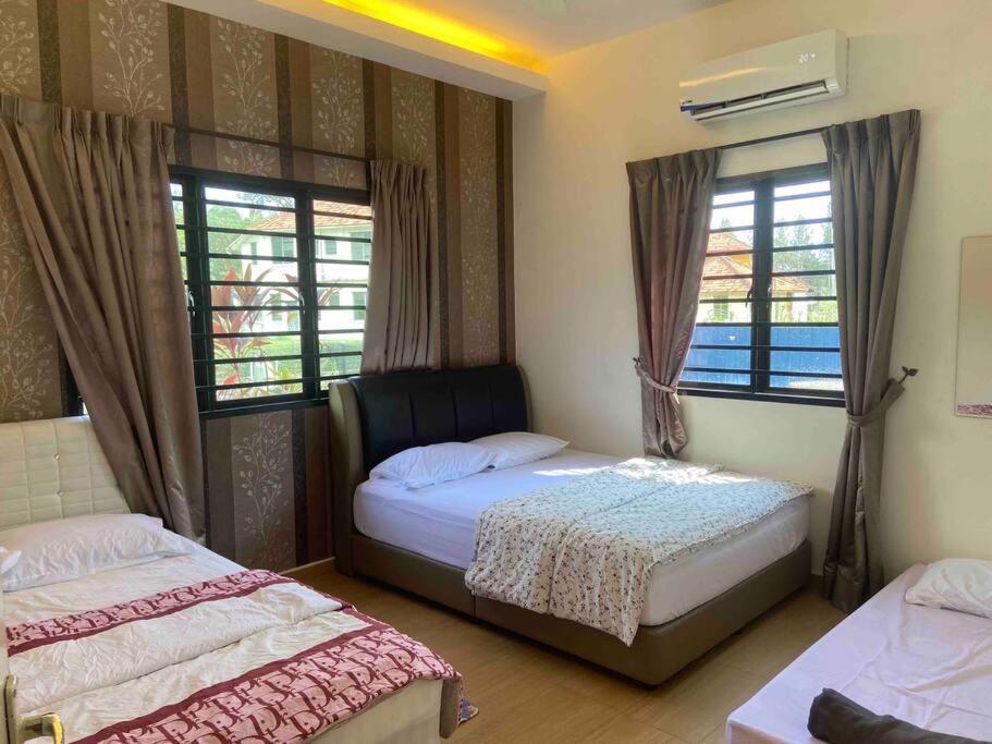 Melaka Beach Villa Dış mekan fotoğraf